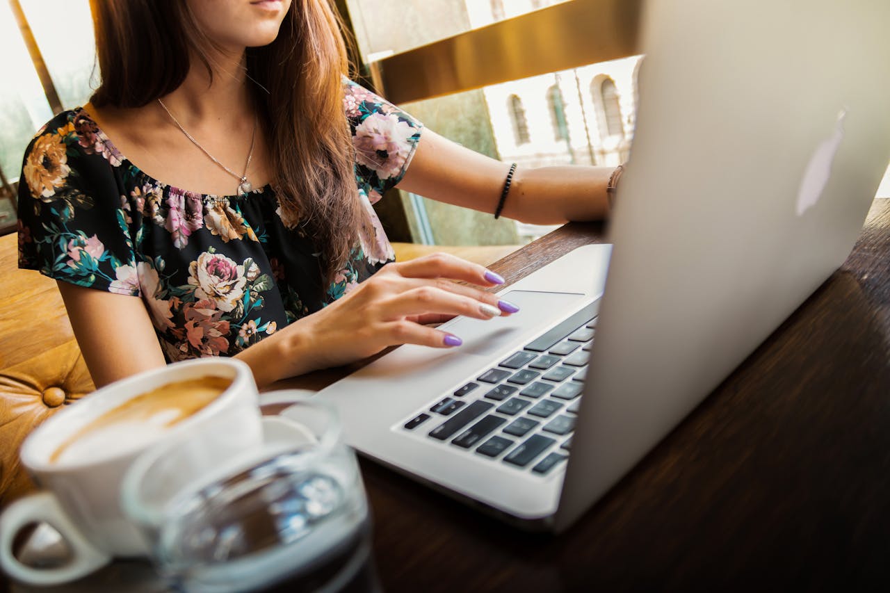jak prowadzić content marketing B2B