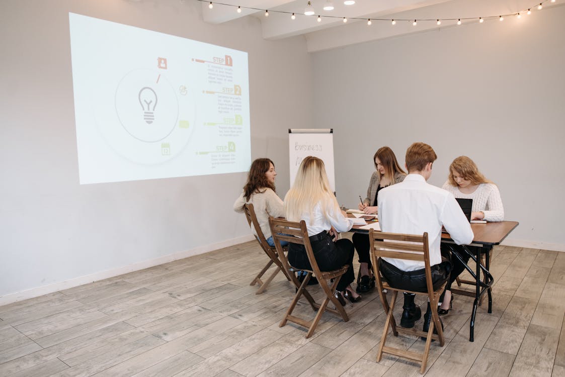 Optymalna sekcja "O mnie" i profesjonalne zdjęcie