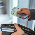 Pochodzenie pieniędzy