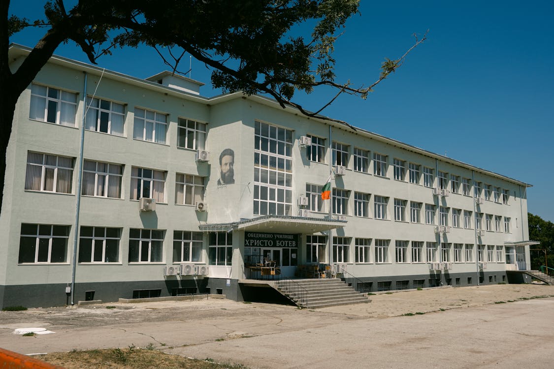 zarobki elektronicznego technika