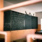 Ile zarabia elektryk po technikum